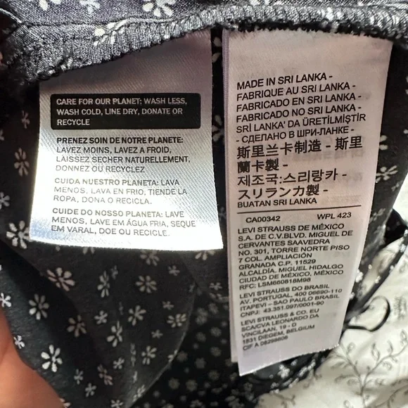 Levi’s Camila Schoolyard Daisy Caviar Tie-Back Cami Top Large ptp19 - Picture 4 of 6